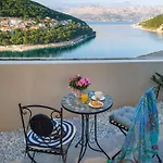 The White House, Brac וילה *