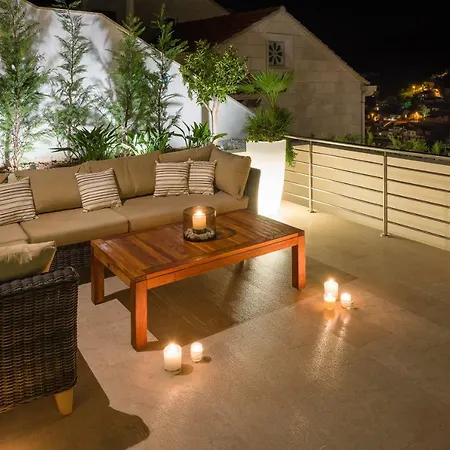 Βίλα The White House, Brac *